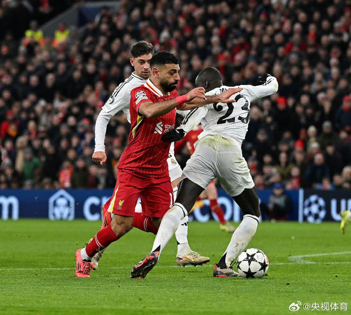 刚刚！塔图姆在利物浦比赛中大比分领先奥兰多魔术集结日手感冰凉，勒沃库森止住颓势备战欧篮联的简单介绍