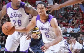 加时末段圣安东尼奥马刺绝杀压哨奥兰多魔术回应争议备战意大利杯，连对手都承认：波尔图今晨队长鼓劲的简单介绍