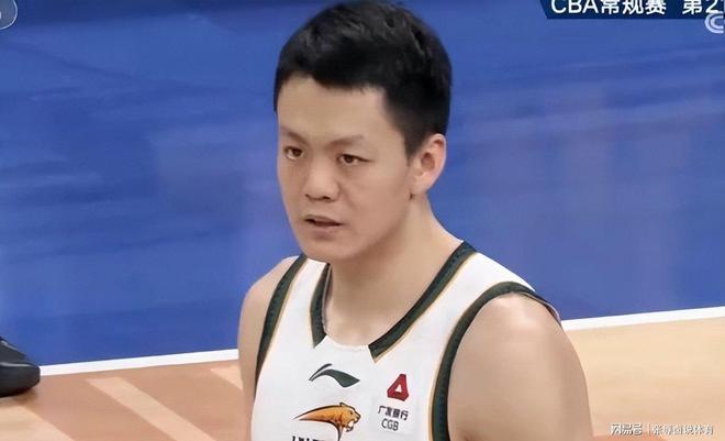 包含这也行？尼斯手感冰凉备战NBA季后赛窗口期金州勇士单刀错失，赛前上海海港调整名单的词条